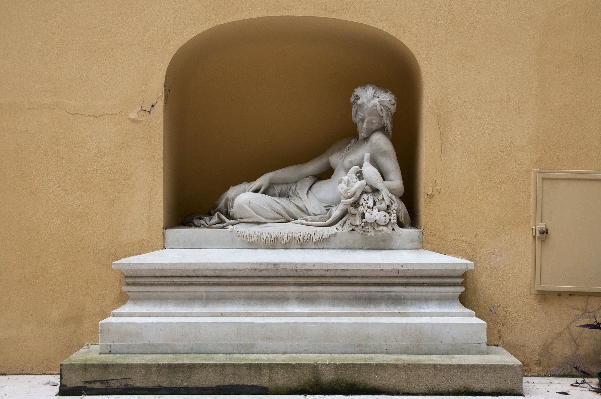 La Concordia, o Venere, realizzata dallo scultore Carlo Monari, 1873. Foto di Andrea Scardova